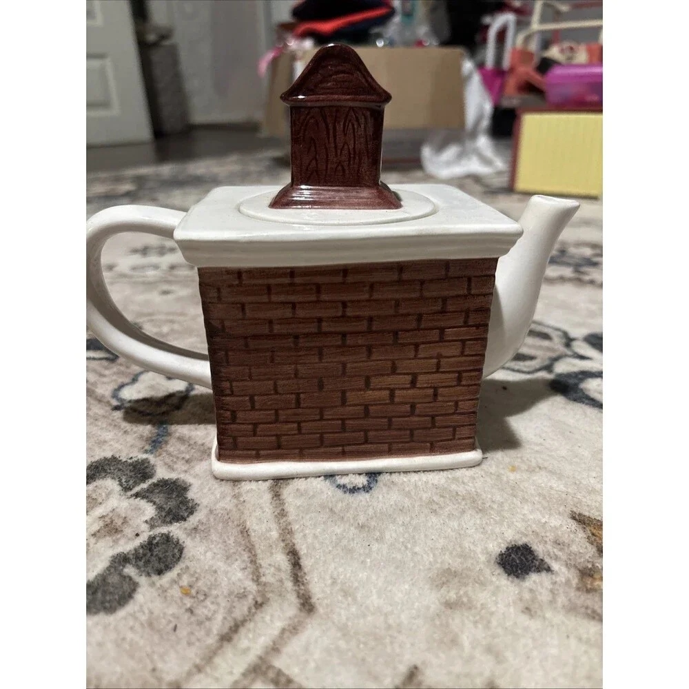 Vintage Fireplace Mantle Cat by Fire Clock Teapot with Lid - Picture 4 of 7